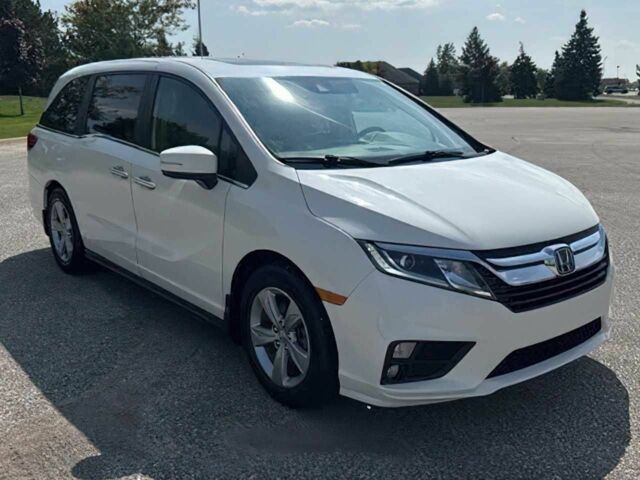 Белый Хонда Одиссей, объемом двигателя 3.5 л и пробегом 39 тыс. км за 13000 $, фото 2 на Automoto.ua