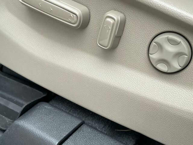 Белый Хонда Одиссей, объемом двигателя 3.5 л и пробегом 99 тыс. км за 18500 $, фото 11 на Automoto.ua