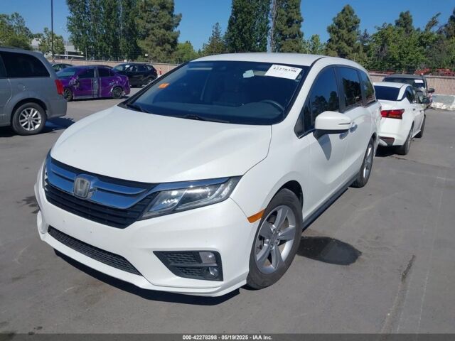 Білий Хонда Одіссей, об'ємом двигуна 0 л та пробігом 99 тис. км за 18000 $, фото 2 на Automoto.ua