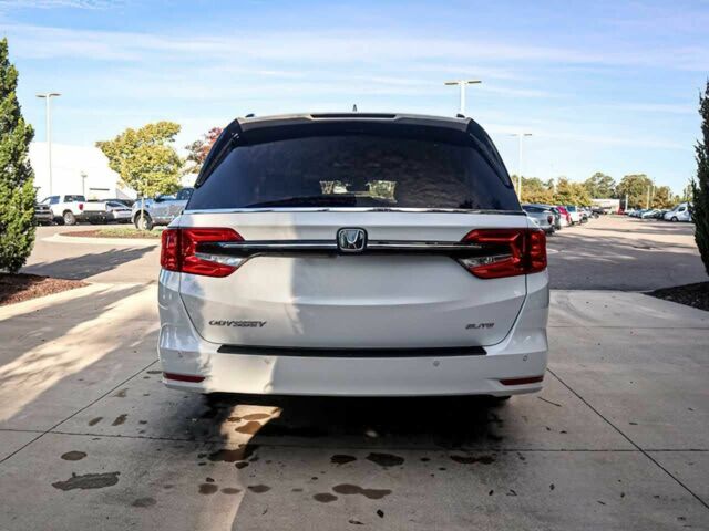 Белый Хонда Одиссей, объемом двигателя 3.5 л и пробегом 11 тыс. км за 14000 $, фото 4 на Automoto.ua