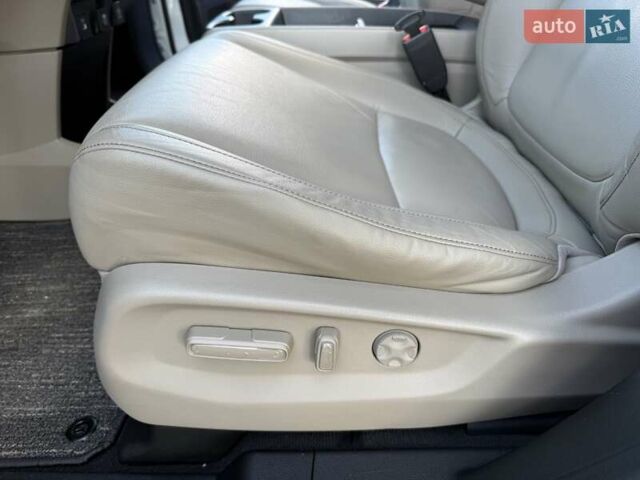 Білий Хонда Одіссей, об'ємом двигуна 3.47 л та пробігом 33 тис. км за 26500 $, фото 21 на Automoto.ua