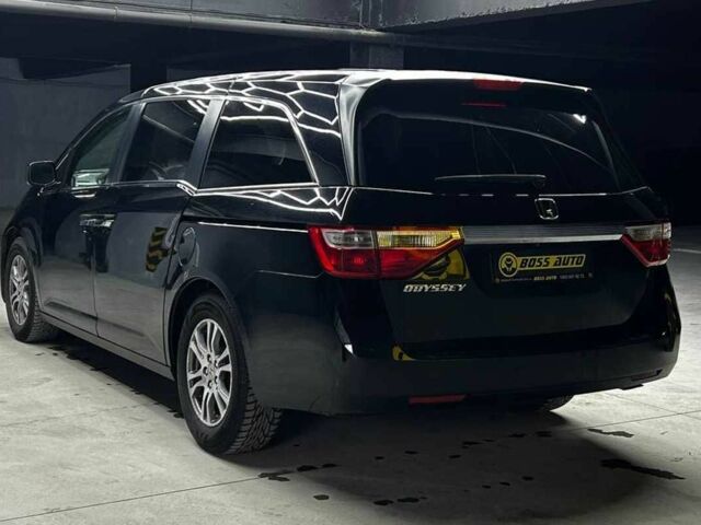 Черный Хонда Одиссей, объемом двигателя 3.5 л и пробегом 314 тыс. км за 12000 $, фото 3 на Automoto.ua