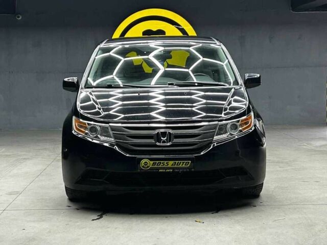 Черный Хонда Одиссей, объемом двигателя 3.5 л и пробегом 314 тыс. км за 12000 $, фото 1 на Automoto.ua