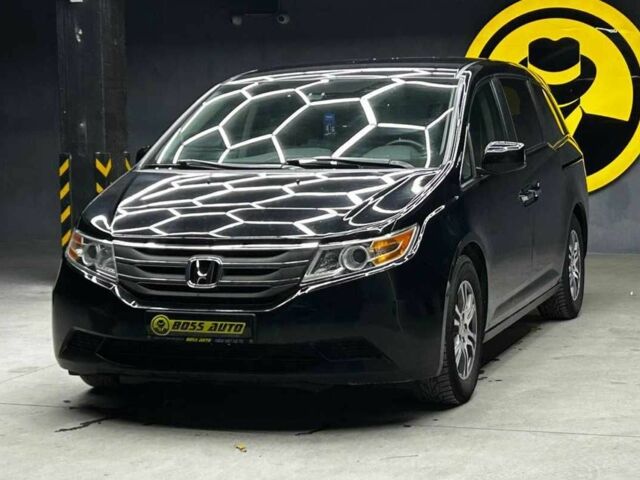 Черный Хонда Одиссей, объемом двигателя 3.5 л и пробегом 314 тыс. км за 12000 $, фото 2 на Automoto.ua