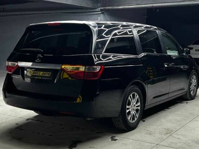 Черный Хонда Одиссей, объемом двигателя 3.5 л и пробегом 314 тыс. км за 12000 $, фото 5 на Automoto.ua