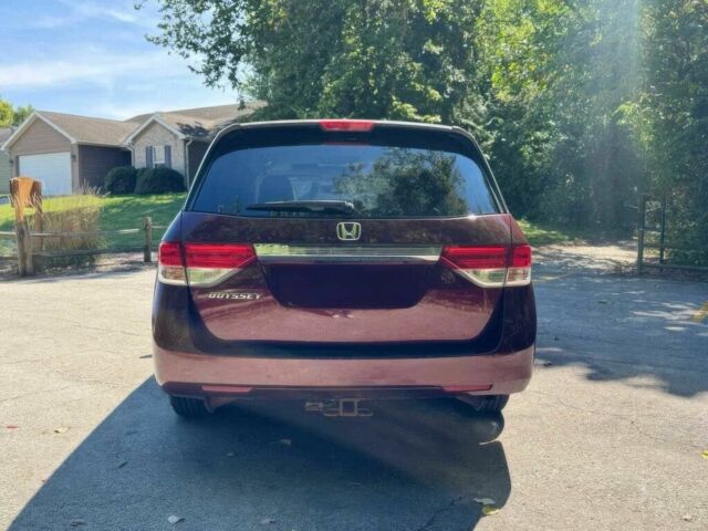 Красный Хонда Одиссей, объемом двигателя 3.5 л и пробегом 68 тыс. км за 22000 $, фото 4 на Automoto.ua