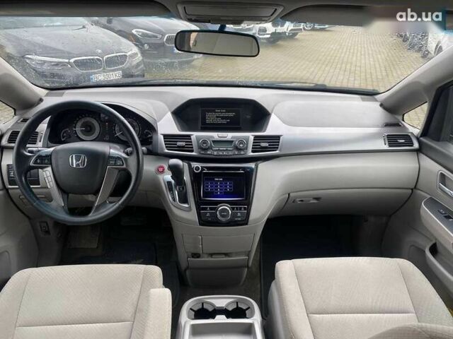 Хонда Одиссей, объемом двигателя 3.5 л и пробегом 96 тыс. км за 16300 $, фото 9 на Automoto.ua
