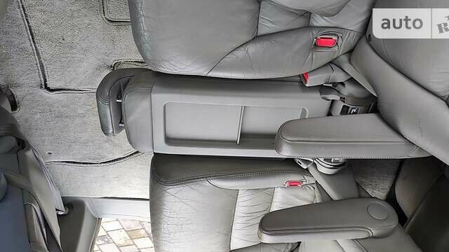 Серый Хонда Одиссей, объемом двигателя 3.5 л и пробегом 220 тыс. км за 10500 $, фото 64 на Automoto.ua