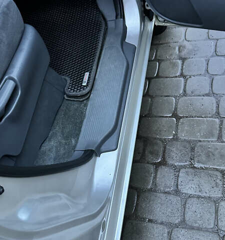 Серый Хонда Одиссей, объемом двигателя 3.47 л и пробегом 257 тыс. км за 5999 $, фото 36 на Automoto.ua