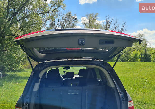 Серый Хонда Одиссей, объемом двигателя 3.47 л и пробегом 301 тыс. км за 11850 $, фото 8 на Automoto.ua