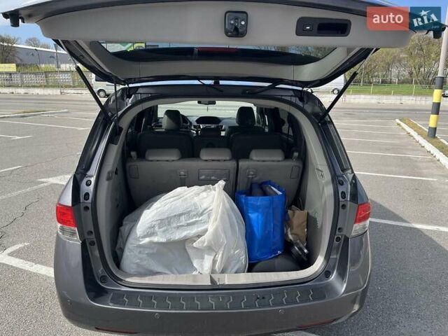 Хонда Одиссей 2013 в Киеве на Automoto.ua Серый Хонда Одиссей, объемом двигателя 3.47 л и пробегом 270 тыс. км за 16500 $, фото 14 на Automoto.ua