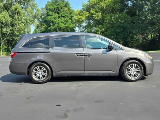 Серый Хонда Одиссей, объемом двигателя 3.5 л и пробегом 90 тыс. км за 5300 $, фото 7 на Automoto.ua