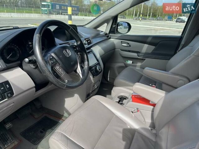Хонда Одиссей 2013 в Киеве на Automoto.ua Серый Хонда Одиссей, объемом двигателя 3.47 л и пробегом 270 тыс. км за 16500 $, фото 8 на Automoto.ua