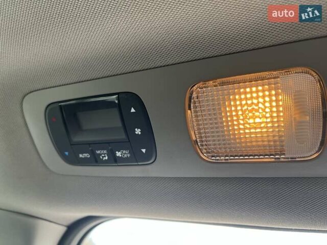 Хонда Одиссей 2013 в Киеве на Automoto.ua Серый Хонда Одиссей, объемом двигателя 3.47 л и пробегом 270 тыс. км за 16500 $, фото 17 на Automoto.ua