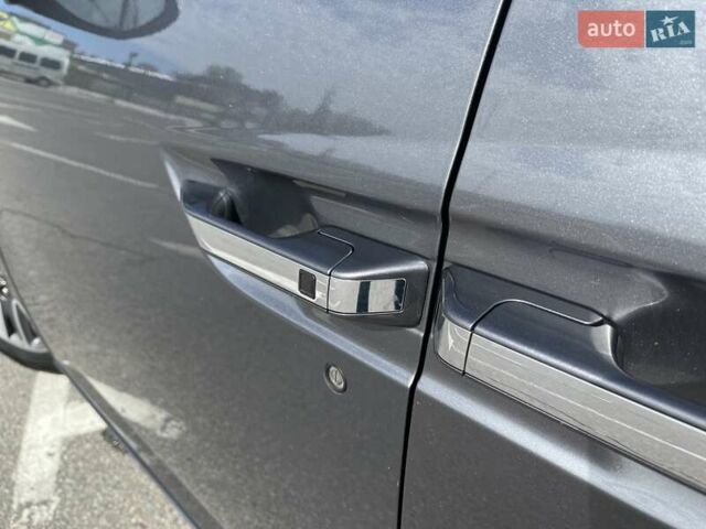 Хонда Одиссей 2013 в Киеве на Automoto.ua Серый Хонда Одиссей, объемом двигателя 3.47 л и пробегом 270 тыс. км за 16500 $, фото 13 на Automoto.ua