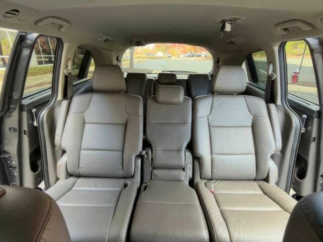 Сірий Хонда Одіссей, об'ємом двигуна 3.5 л та пробігом 70 тис. км за 14500 $, фото 8 на Automoto.ua