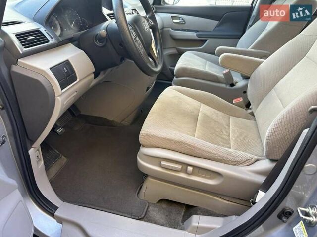 Серый Хонда Одиссей, объемом двигателя 3.47 л и пробегом 69 тыс. км за 16300 $, фото 17 на Automoto.ua