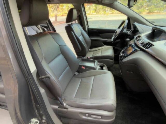 Сірий Хонда Одіссей, об'ємом двигуна 3.5 л та пробігом 70 тис. км за 14500 $, фото 7 на Automoto.ua