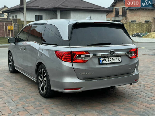 Сірий Хонда Одіссей, об'ємом двигуна 3.5 л та пробігом 127 тис. км за 25999 $, фото 14 на Automoto.ua