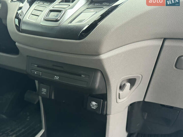 Сірий Хонда Одіссей, об'ємом двигуна 3.5 л та пробігом 127 тис. км за 25999 $, фото 71 на Automoto.ua