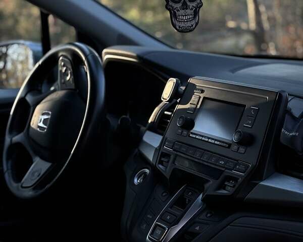 Серый Хонда Одиссей, объемом двигателя 3.47 л и пробегом 117 тыс. км за 22500 $, фото 13 на Automoto.ua