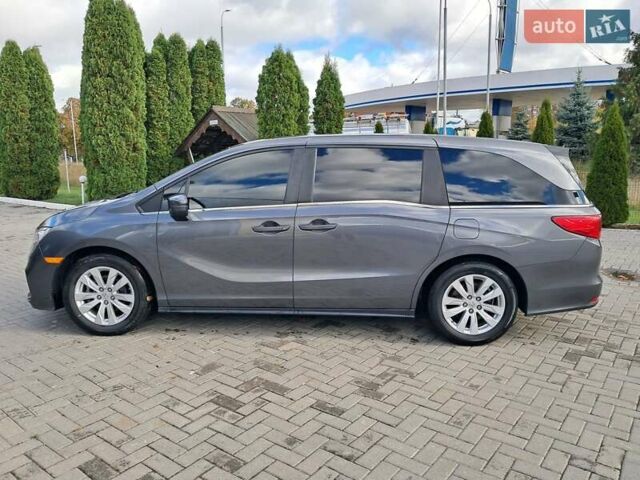 Серый Хонда Одиссей, объемом двигателя 3.47 л и пробегом 32 тыс. км за 25000 $, фото 4 на Automoto.ua