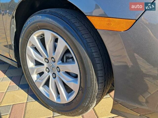 Серый Хонда Одиссей, объемом двигателя 3.47 л и пробегом 32 тыс. км за 25000 $, фото 30 на Automoto.ua