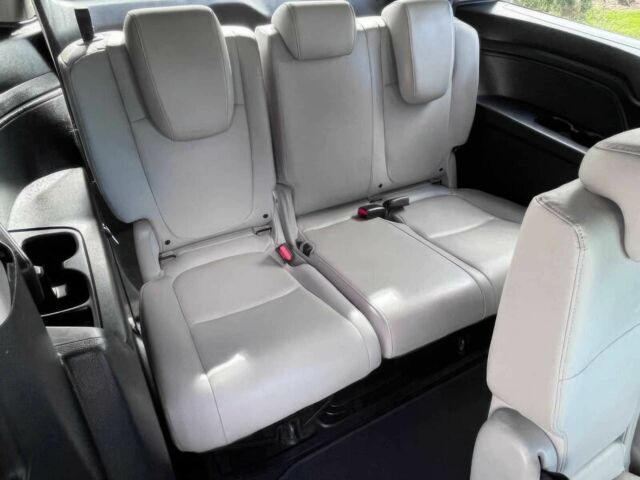 Сірий Хонда Одіссей, об'ємом двигуна 3.5 л та пробігом 43 тис. км за 20000 $, фото 11 на Automoto.ua