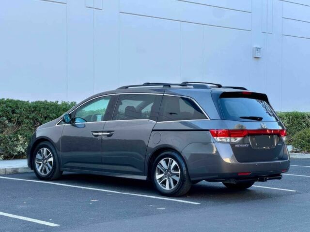 Серый Хонда Одиссей, объемом двигателя 3.5 л и пробегом 80 тыс. км за 14500 $, фото 3 на Automoto.ua