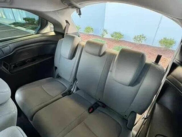 Сірий Хонда Одіссей, об'ємом двигуна 3.5 л та пробігом 48 тис. км за 6200 $, фото 11 на Automoto.ua