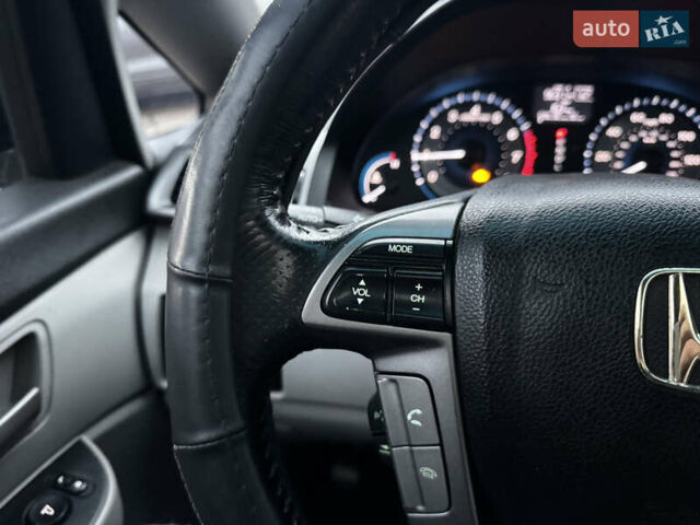 Синій Хонда Одіссей, об'ємом двигуна 3.47 л та пробігом 392 тис. км за 14999 $, фото 25 на Automoto.ua