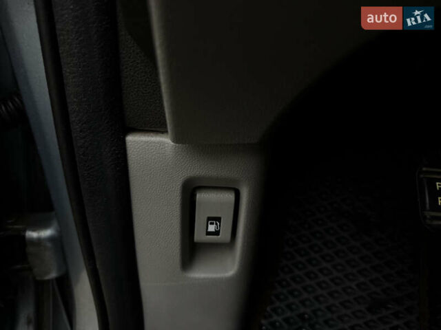 Синій Хонда Одіссей, об'ємом двигуна 3.47 л та пробігом 392 тис. км за 14999 $, фото 27 на Automoto.ua