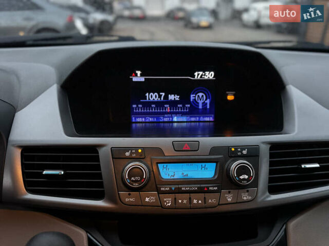 Синій Хонда Одіссей, об'ємом двигуна 3.47 л та пробігом 392 тис. км за 14999 $, фото 30 на Automoto.ua