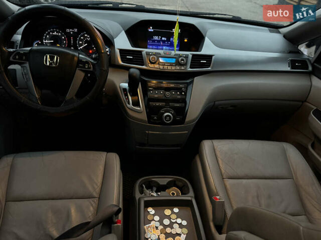 Синій Хонда Одіссей, об'ємом двигуна 3.47 л та пробігом 392 тис. км за 14999 $, фото 34 на Automoto.ua