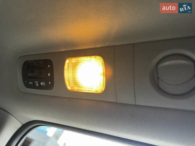 Синій Хонда Одіссей, об'ємом двигуна 3.47 л та пробігом 392 тис. км за 14999 $, фото 44 на Automoto.ua