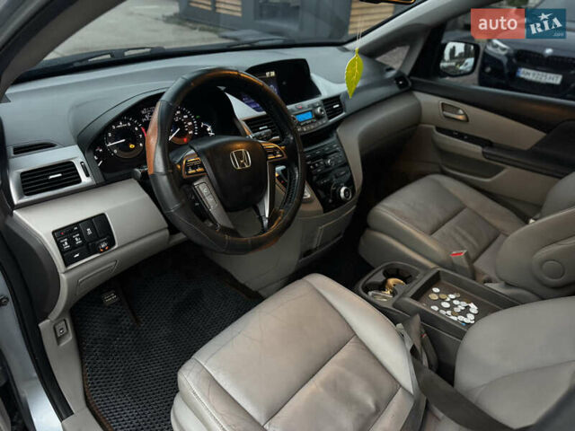 Синій Хонда Одіссей, об'ємом двигуна 3.47 л та пробігом 392 тис. км за 14999 $, фото 19 на Automoto.ua