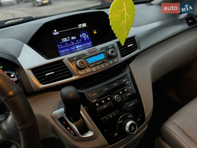 Синій Хонда Одіссей, об'ємом двигуна 3.47 л та пробігом 392 тис. км за 14999 $, фото 29 на Automoto.ua