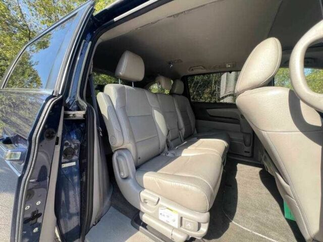 Синий Хонда Одиссей, объемом двигателя 3.5 л и пробегом 59 тыс. км за 3200 $, фото 6 на Automoto.ua