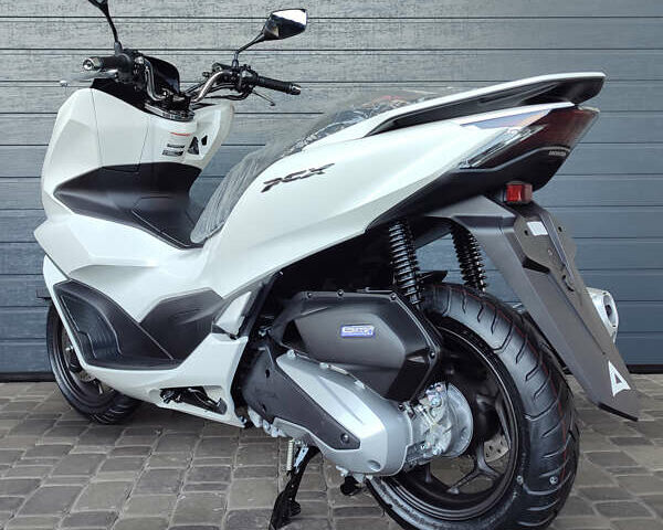 Белый Хонда PCX 125, объемом двигателя 0.13 л и пробегом 2 тыс. км за 3500 $, фото 4 на Automoto.ua