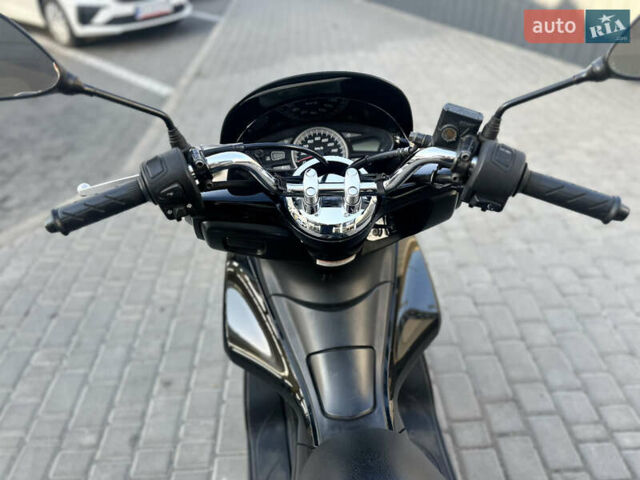 Черный Хонда PCX 125, объемом двигателя 0.13 л и пробегом 20 тыс. км за 2000 $, фото 12 на Automoto.ua