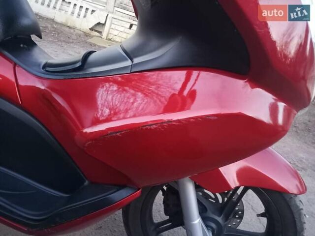 Красный Хонда PCX 125, объемом двигателя 0.13 л и пробегом 13 тыс. км за 1200 $, фото 8 на Automoto.ua