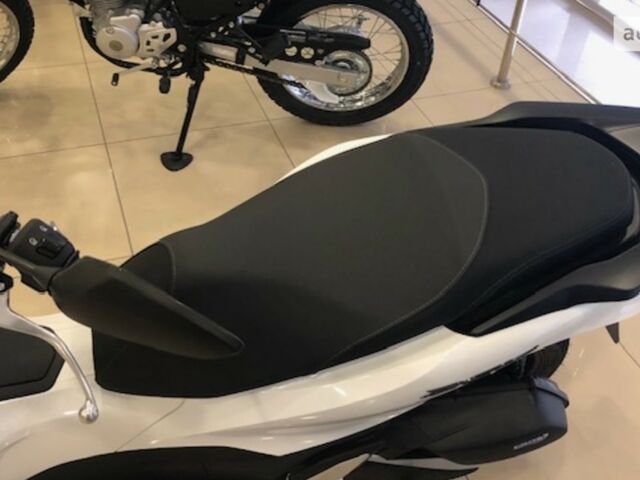 Хонда PCX 125, объемом двигателя 0 л и пробегом 0 тыс. км за 3625 $, фото 9 на Automoto.ua