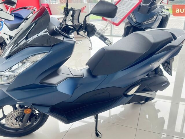 купить новое авто Хонда PCX 125 2024 года от официального дилера «Форсаж авто» Хонда фото