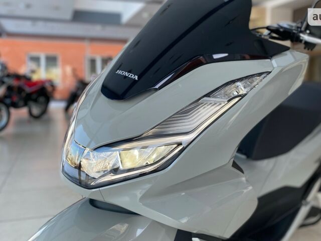 Хонда PCX 125, об'ємом двигуна 0.13 л та пробігом 0 тис. км за 4008 $, фото 4 на Automoto.ua