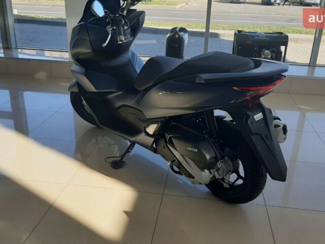 Хонда PCX 125, объемом двигателя 0.13 л и пробегом 0 тыс. км за 3356 $, фото 17 на Automoto.ua