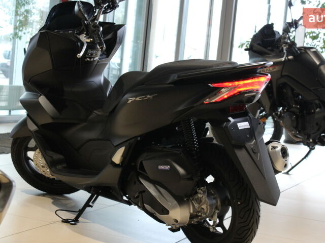 купити нове авто Хонда PCX 125 2024 року від офіційного дилера Мотосалон Honda Львів "Арія Моторс" Хонда фото