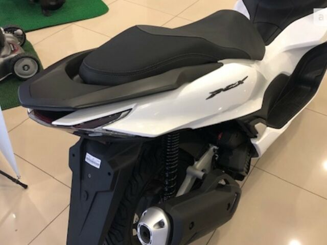 Хонда PCX 125, объемом двигателя 0.13 л и пробегом 0 тыс. км за 3356 $, фото 2 на Automoto.ua