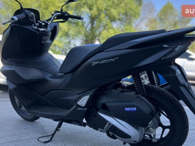 купити нове авто Хонда PCX 125 2024 року від офіційного дилера Дніпромотор Хонда фото
