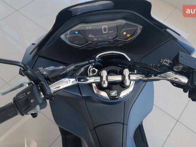 Хонда PCX 125, объемом двигателя 0.13 л и пробегом 0 тыс. км за 3356 $, фото 12 на Automoto.ua