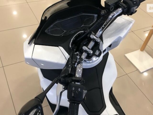 Хонда PCX 125, объемом двигателя 0.13 л и пробегом 0 тыс. км за 3356 $, фото 1 на Automoto.ua